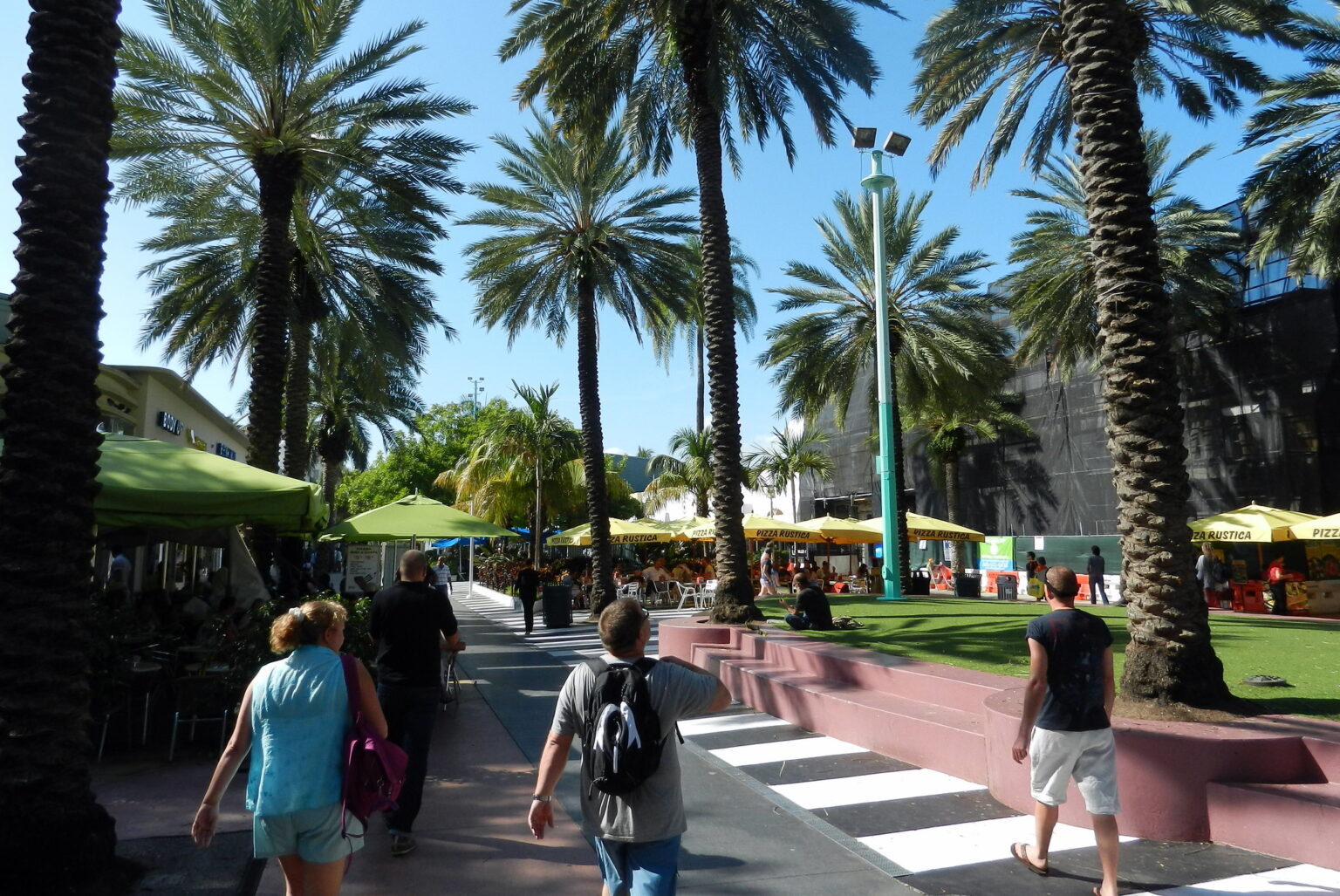 Best Places to Live in Florida Without a Car