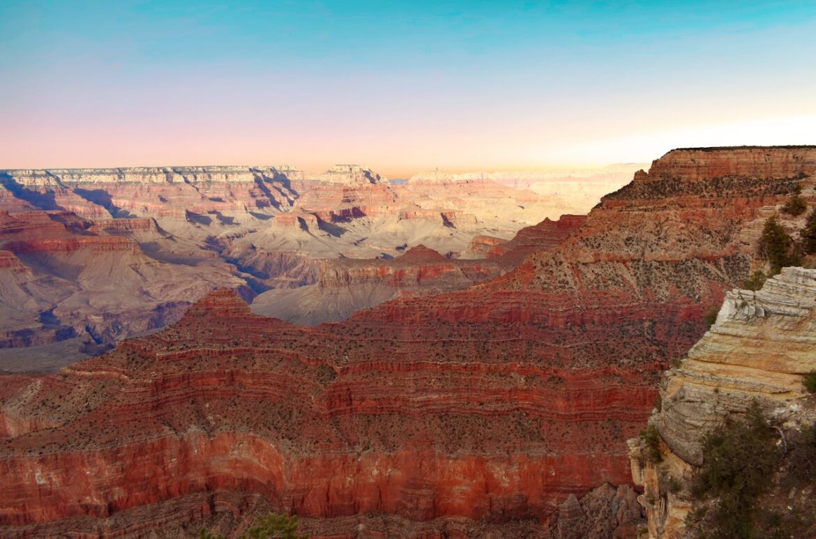 No Car? No Problem: How to Visit the Grand Canyon from Las Vegas